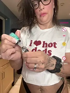 IvyBelleMilf online show from 05/12/26, 09:10
