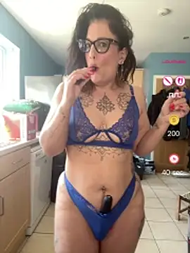 IvyBelleMilf online show from 04/23/26, 09:38