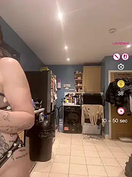 IvyBelleMilf online show from 05/15/26, 09:02