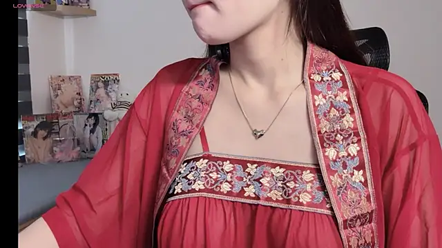 Reina Sweet online show from 05/06/26, 04:05