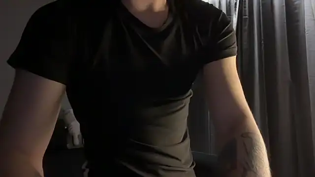 MaxWoolf online show from 04/19/26, 06:10