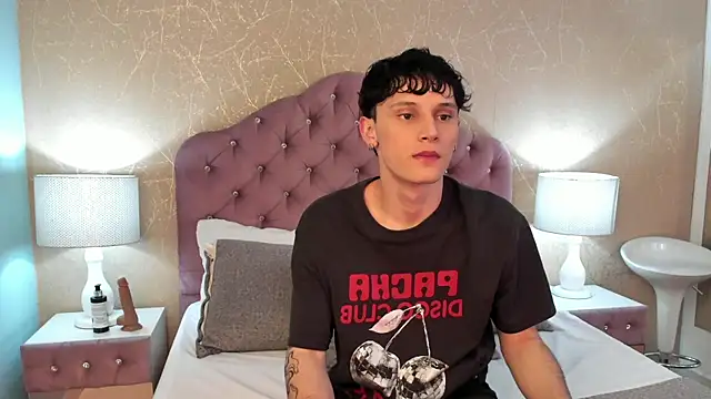 LephyStar online show from 04/15/26, 03:23