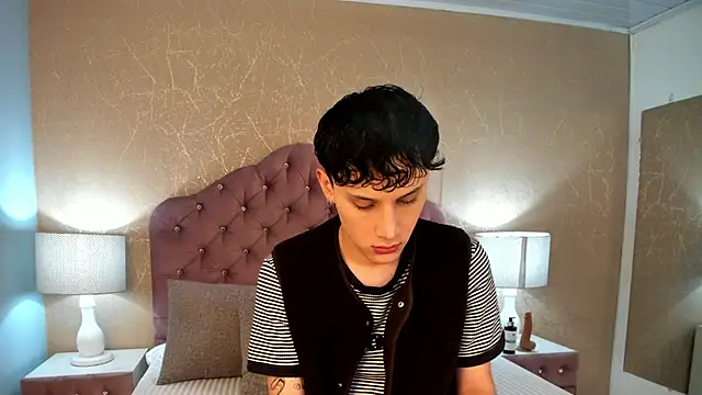 LephyStar online show from 05/16/26, 04:22