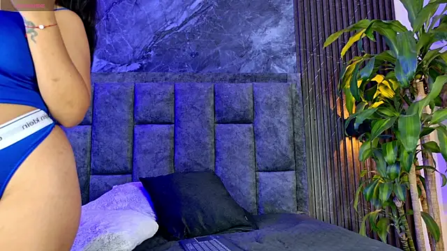 Amaia aa  online show from 04/01/26, 07:22