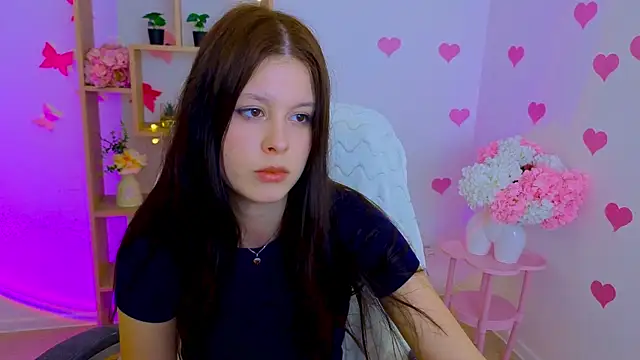 Snapshot of EvaOnyx chatting on 04/16/26, 09:39 EvaOnyx online show from 04/16/26, 09:39