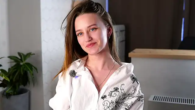 Snapshot of sinfulThea chatting on 04/03/26, 12:11 sinfulThea online show from 04/03/26, 12:11