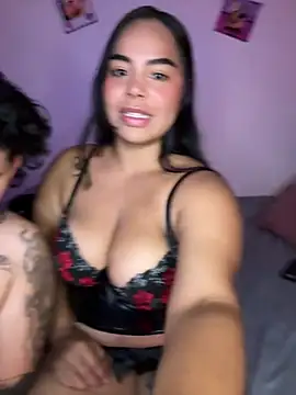 lunaa love online show from 04/14/26, 01:54