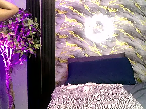 FreakyBUNNYWORXXX online show from 04/02/26, 11:44