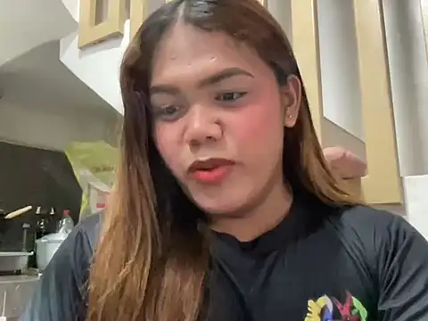 Snapshot of yourhotwild_bella chatting on 04/07/26, 06:15 yourhotwild bella online show from 04/07/26, 06:15