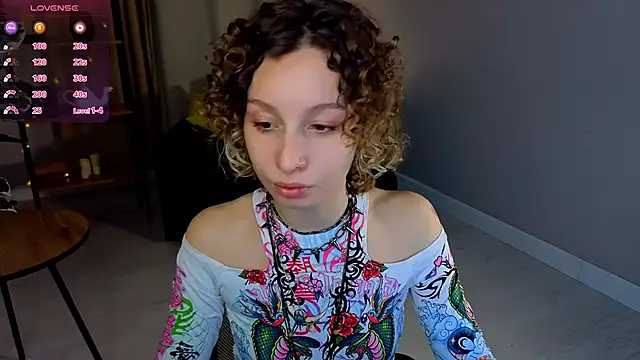 Snapshot of miasun_shine chatting on 04/09/26, 06:04 miasun shine online show from 04/09/26, 06:04