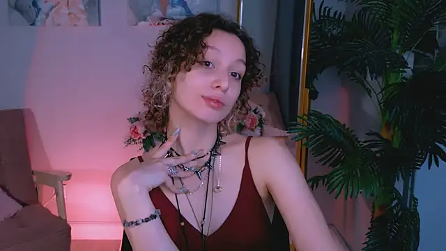 Snapshot of miasun_shine chatting on 04/14/26, 05:45 miasun shine online show from 04/14/26, 05:45