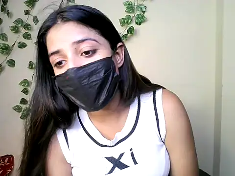 NANCY OBEROYE online show from 05/28/26, 08:44