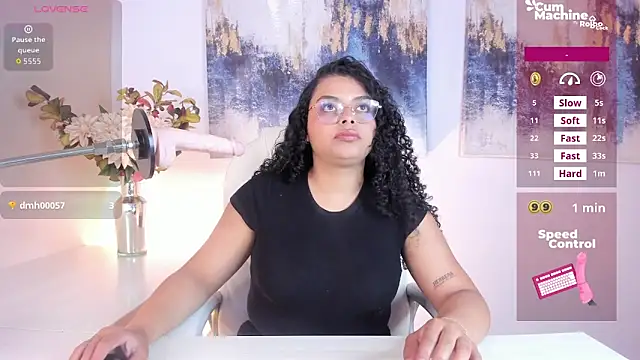 Snapshot of scarlett__2 chatting on 04/13/26, 09:19 scarlett 2 online show from 04/13/26, 09:19