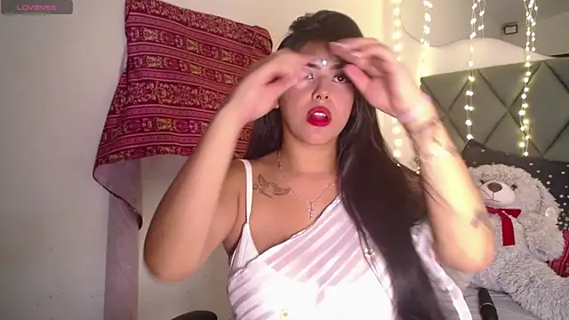 Snapshot of devika_kumar chatting on 06/13/26, 07:12 devika kumar online show from 06/13/26, 07:12