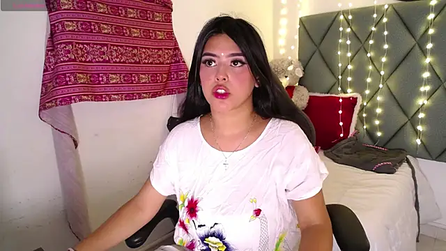 Snapshot of devika_kumar chatting on 06/18/26, 07:08 devika kumar online show from 06/18/26, 07:08