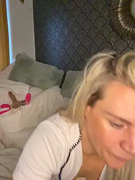 MazyBlue online show from 04/14/26, 06:13