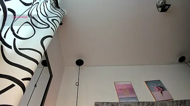 Snapshot of Kandyy_love69 chatting on 04/05/26, 04:13 Kandyy love69 online show from 04/05/26, 04:13