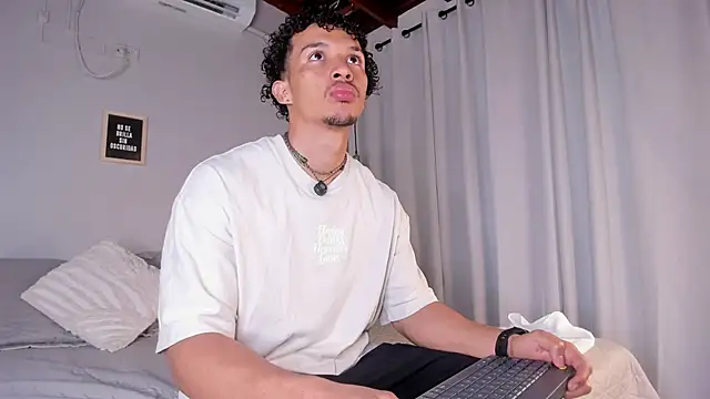 dominik drake online show from 04/10/26, 12:45