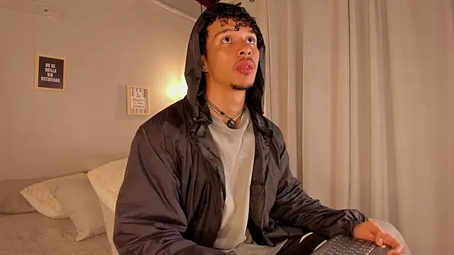 dominik drake online show from 04/25/26, 12:41