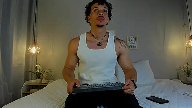 Snapshot of dominik_drake chatting on 06/02/26, 12:49 dominik drake online show from 06/02/26, 12:49