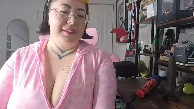 meiafterdark online show from 07/26/26, 03:02