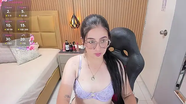 SAMANTHAFIORE2 online show from 05/09/26, 07:39