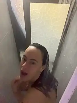 bella stowgn online show from 04/11/26, 03:49