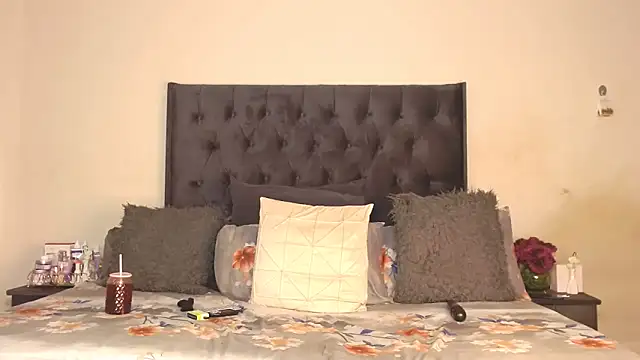 AdventuresLove7 online show from 04/12/26, 05:27