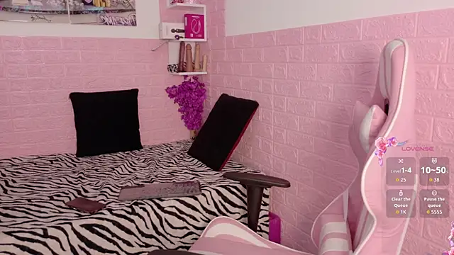 Sophi Sweet11 online show from 05/19/26, 01:51