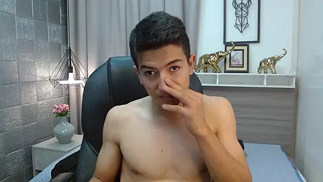 Snapshot of CaballeroNocturno_ chatting on 04/09/26, 02:24 CaballeroNocturno online show from 04/09/26, 02:24