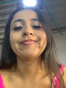 LeticiaVisconti online show from 04/06/26, 05:14