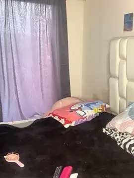 LeticiaVisconti online show from 04/05/26, 04:46