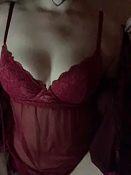 Snapshot of LoveAliceXXX chatting on 03/29/26, 12:34 LoveAliceXXX online show from 03/29/26, 12:34