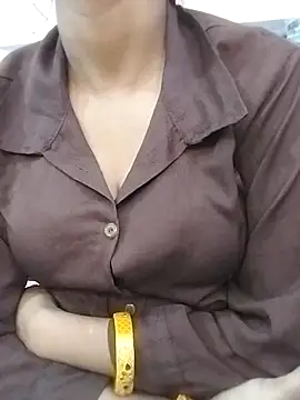 Radhika-sexy2 online show from 04/22/26, 02:18