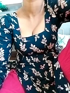 Radhika-sexy2 online show from 04/07/26, 02:57