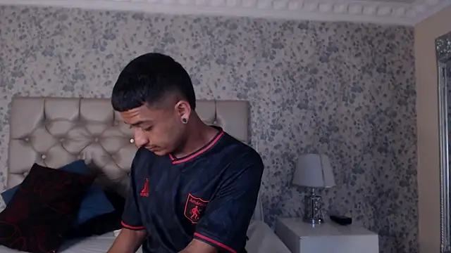 Snapshot of TurnerStar chatting on 03/30/26, 12:28 TurnerStar online show from 03/30/26, 12:28