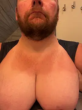 hugemanbreasts online show from 05/09/26, 04:27