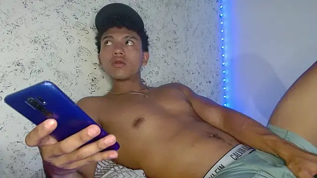 tonydesire  online show from 04/11/26, 08:12