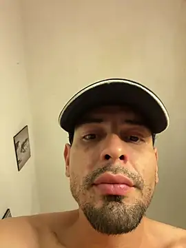 Snapshot of Lherzamxx chatting on 04/04/26, 07:37 Lherzamxx online show from 04/04/26, 07:37