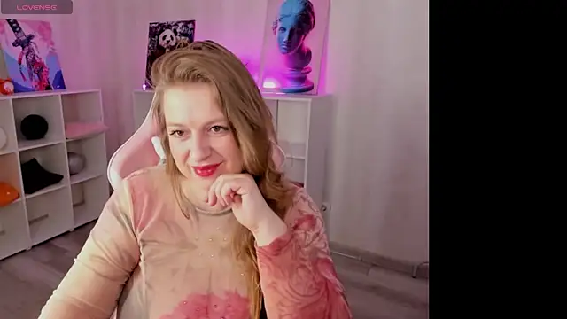 CleoXotie online show from 05/18/26, 01:17