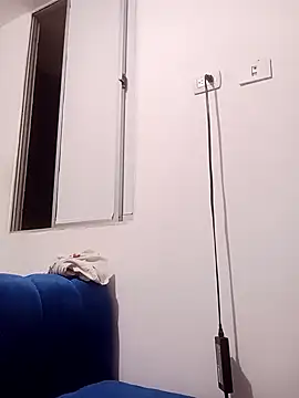 Snapshot of miguellccadena chatting on 04/06/26, 05:08 miguellccadena online show from 04/06/26, 05:08