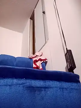 Snapshot of miguellccadena chatting on 04/16/26, 04:57 miguellccadena online show from 04/16/26, 04:57