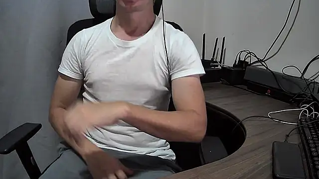 joven322 online show from 04/28/26, 11:20