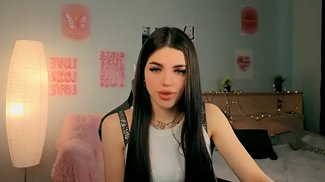 molly rettyy online show from 04/07/26, 04:14