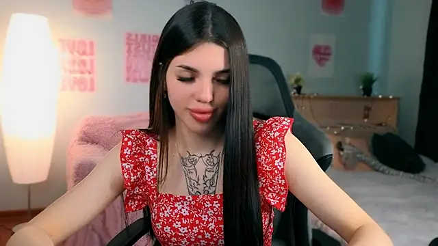molly rettyy online show from 05/22/26, 04:21