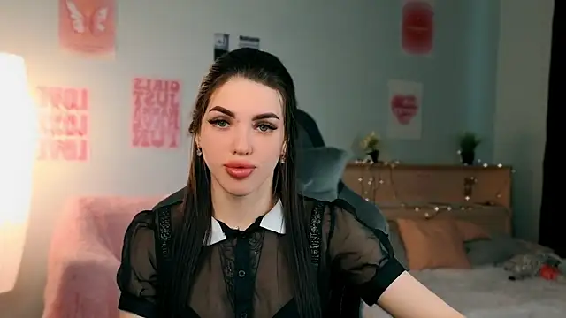 molly rettyy online show from 05/14/26, 04:31