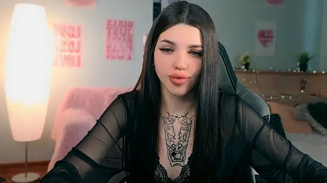 molly rettyy online show from 05/29/26, 04:07