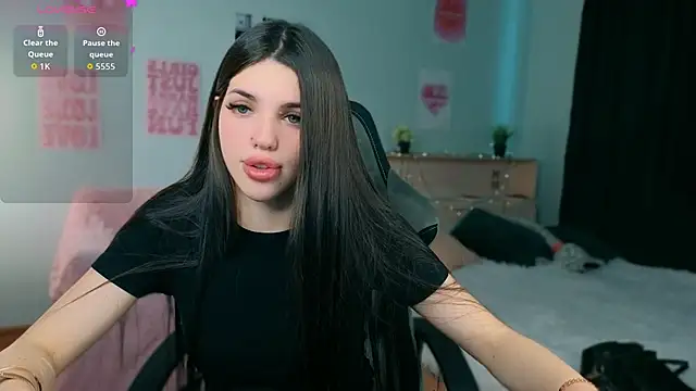 molly rettyy online show from 07/14/26, 10:21