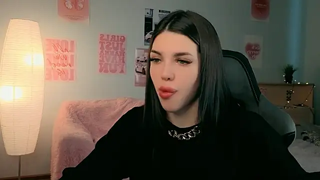 molly rettyy online show from 05/02/26, 04:07