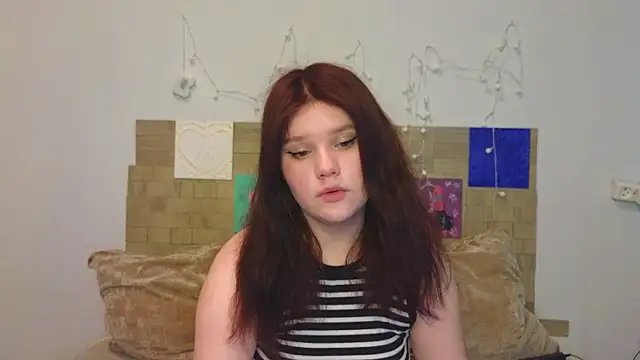 Snapshot of BeautifulPleasureFairy chatting on 05/18/26, 05:23 BeautifulPleasureFairy online show from 05/18/26, 05:23